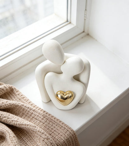 Abstract Couple Figurine with Gold Heart | Minimalist Love Sculpture | Wedding & Anniversary Gift | Modern Home Decor